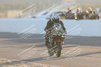 media/Dec-05-2025-CVMA Friday Practice (Fri) [[303bad9a84]]/3-Racer 3 (NRS)/Mock Race/